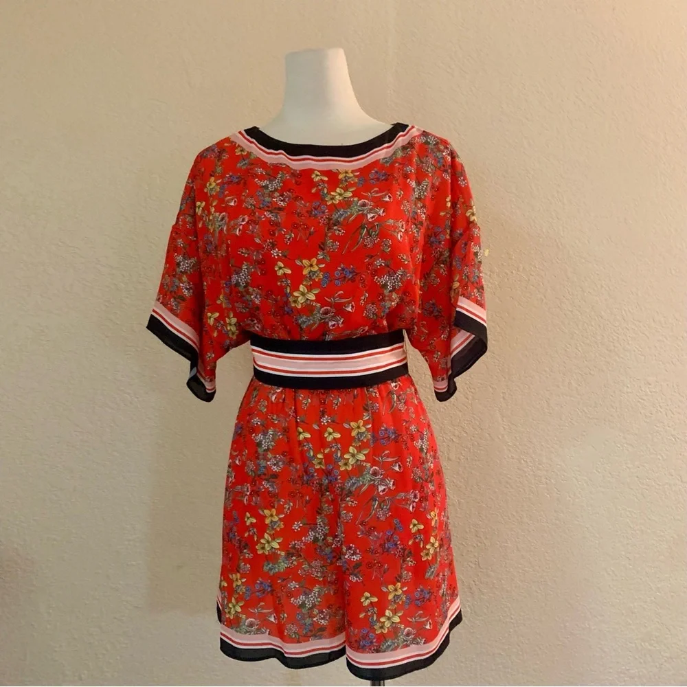 NWOT Alice + Olivia Bowie Floral Red Romper Size 6
